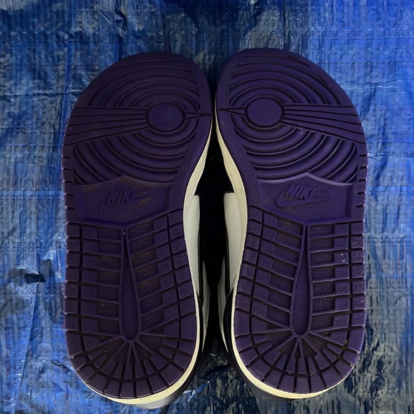 Air Jordan 1 retro high og lightly used good condition price is negotiable - Picture 4 of 9